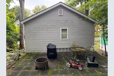 6 Jefferson Trl, Hopatcong, NJ 07843 - Photo 4