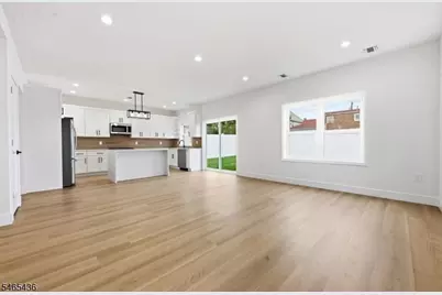 807 Dennis Pl, Linden, NJ 07036 - Photo 10