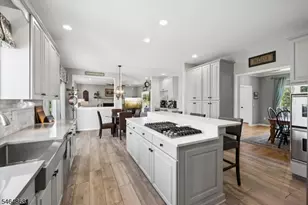 11 Cory Ln, Bridgewater, NJ 08807 - Photo 10