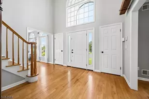 11 Cory Ln, Bridgewater, NJ 08807 - Photo 4
