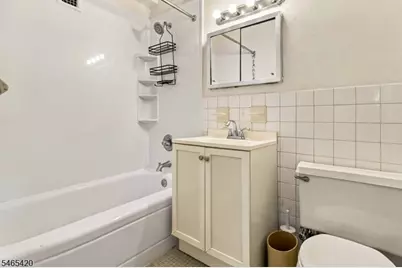 285 Aycrigg Ave #12G, Passaic, NJ 07055 - Photo 18