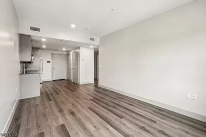 548 Franklin Ave #317, Belleville, NJ 07109 - Photo 4