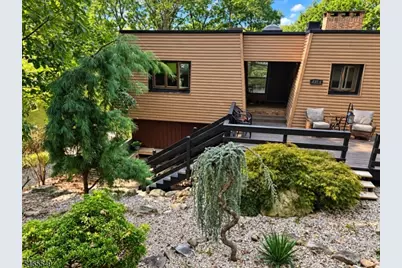 237 Buena Vista Dr #B, Ringwood, NJ 07456 - Photo 2
