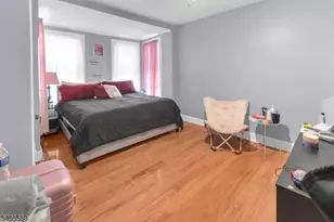 240 N 19th St, East Orange, NJ 07017 - Photo 6