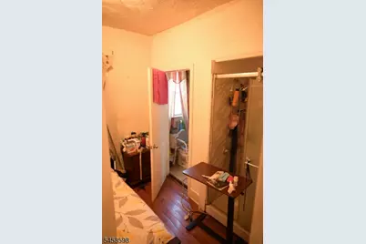 131 N 19th St, East Orange, NJ 07017 - Photo 10