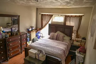 131 N 19th St, East Orange, NJ 07017 - Photo 22