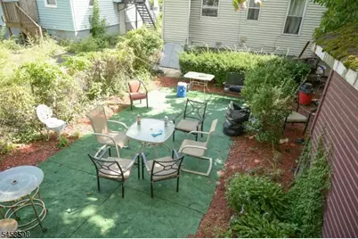 131 N 19th St, East Orange, NJ 07017 - Photo 12