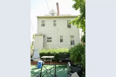 131 N 19th St, East Orange, NJ 07017 - Photo 16