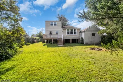 8 Somers Pl, South Bound Brook Boro, NJ 08880 - Photo 30