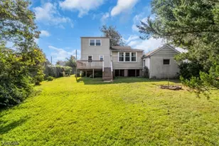 8 Somers Pl, South Bound Brook Boro, NJ 08880 - Photo 30