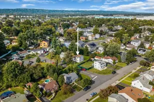 8 Somers Pl, South Bound Brook Boro, NJ 08880 - Photo 36