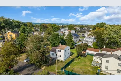 8 Somers Pl, South Bound Brook Boro, NJ 08880 - Photo 32