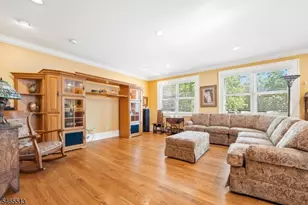 76 Summit Ave, Hackensack, NJ 07601 - Photo 12