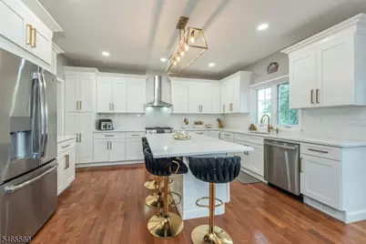 767 Hemlock Rd, Union Township, NJ 07083 - Photo 8