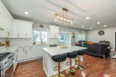 767 Hemlock Rd, Union Township, NJ 07083 - Photo 10