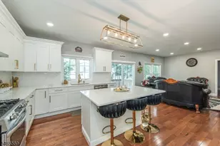 767 Hemlock Rd, Union Township, NJ 07083 - Photo 10