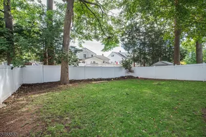 767 Hemlock Rd, Union Township, NJ 07083 - Photo 32