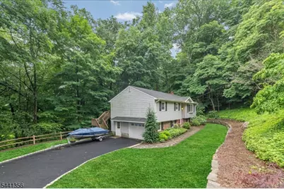 72 Smokey Ridge Rd, Ringwood, NJ 07456 - Photo 6