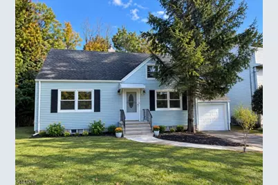 31 Glenview Dr, West Orange Township, NJ 07052 - Photo 2