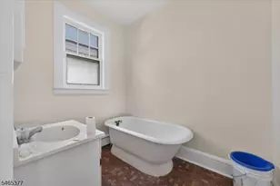 627 Maple Ave, Elizabeth, NJ 07202 - Photo 30