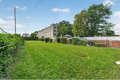 627 Maple Ave, Elizabeth, NJ 07202 - Photo 36