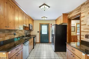 99 Brooks Flat Rd, Ogdensburg, NJ 07439 - Photo 16
