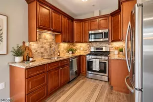 47 Campbell Ave, Hackensack, NJ 07601 - Photo 4