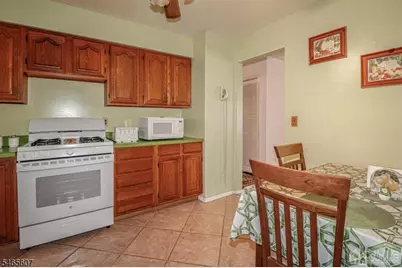 3 Sarno St, Woodbridge Township, NJ 07067 - Photo 12
