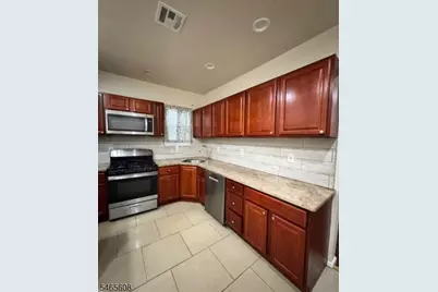 467 Hawthorne Ave, Newark, NJ 07112 - Photo 4