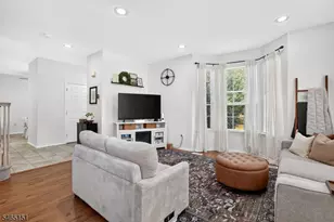 45 Hancock Dr, Morris Township, NJ 07960 - Photo 8