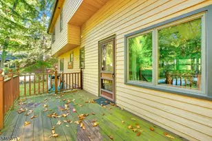 2207 Lakeside Dr W, Vernon, NJ 07422 - Photo 30