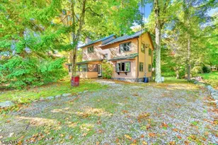 2207 Lakeside Dr W, Vernon, NJ 07422 - Photo 1