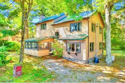 2207 Lakeside Dr W, Vernon, NJ 07422 - Photo 2