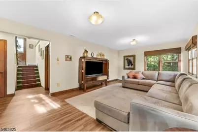 11 Oakland Ter, Fairfield, NJ 07004 - Photo 12