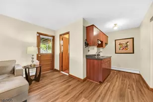 11 Oakland Terrace, Fairfield, NJ 07004 - Photo 14