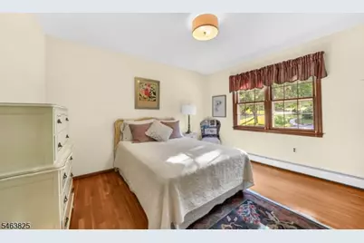 11 Oakland Ter, Fairfield, NJ 07004 - Photo 18