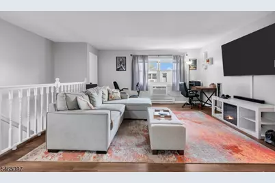 53D White Str #53D, Eatontown Boro, NJ 07724 - Photo 10