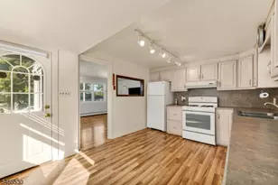 224 Baker St, Dover, NJ 07801 - Photo 8