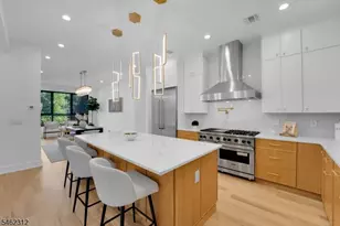 8 Fordham Rd, Livingston, NJ 07039 - Photo 8