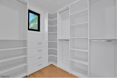 8 Fordham Rd, Livingston, NJ 07039 - Photo 18