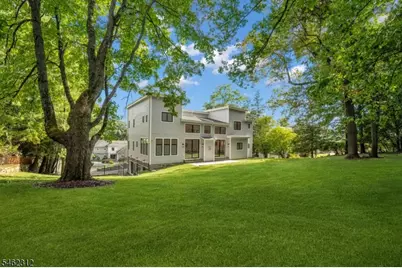 8 Fordham Rd, Livingston, NJ 07039 - Photo 44