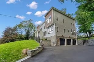 8 Fordham Rd, Livingston, NJ 07039 - Photo 48