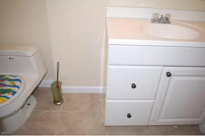 121 Cardigan Ct, Parsippany, NJ 07054 - Photo 10