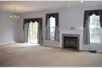 121 Cardigan Ct, Parsippany, NJ 07054 - Photo 2