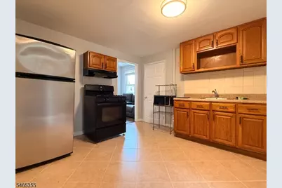 354 Ogden St, Orange, NJ 07050 - Photo 6