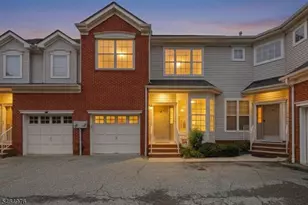 26 Gordon Cir, Parsippany, NJ 07054 - Photo 1