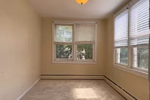 354 Ogden St, Orange, NJ 07050 - Photo 8