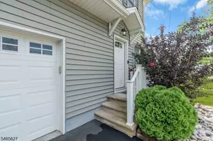 42 Deerfield Rd, Parsippany, NJ 07054 - Photo 8