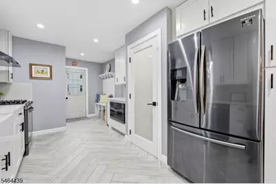 333 Manor Ave, Cranford Township, NJ 07016 - Photo 10