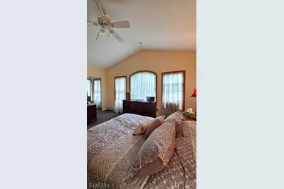 106 Holiday Ln, Montague, NJ 07827 - Photo 32